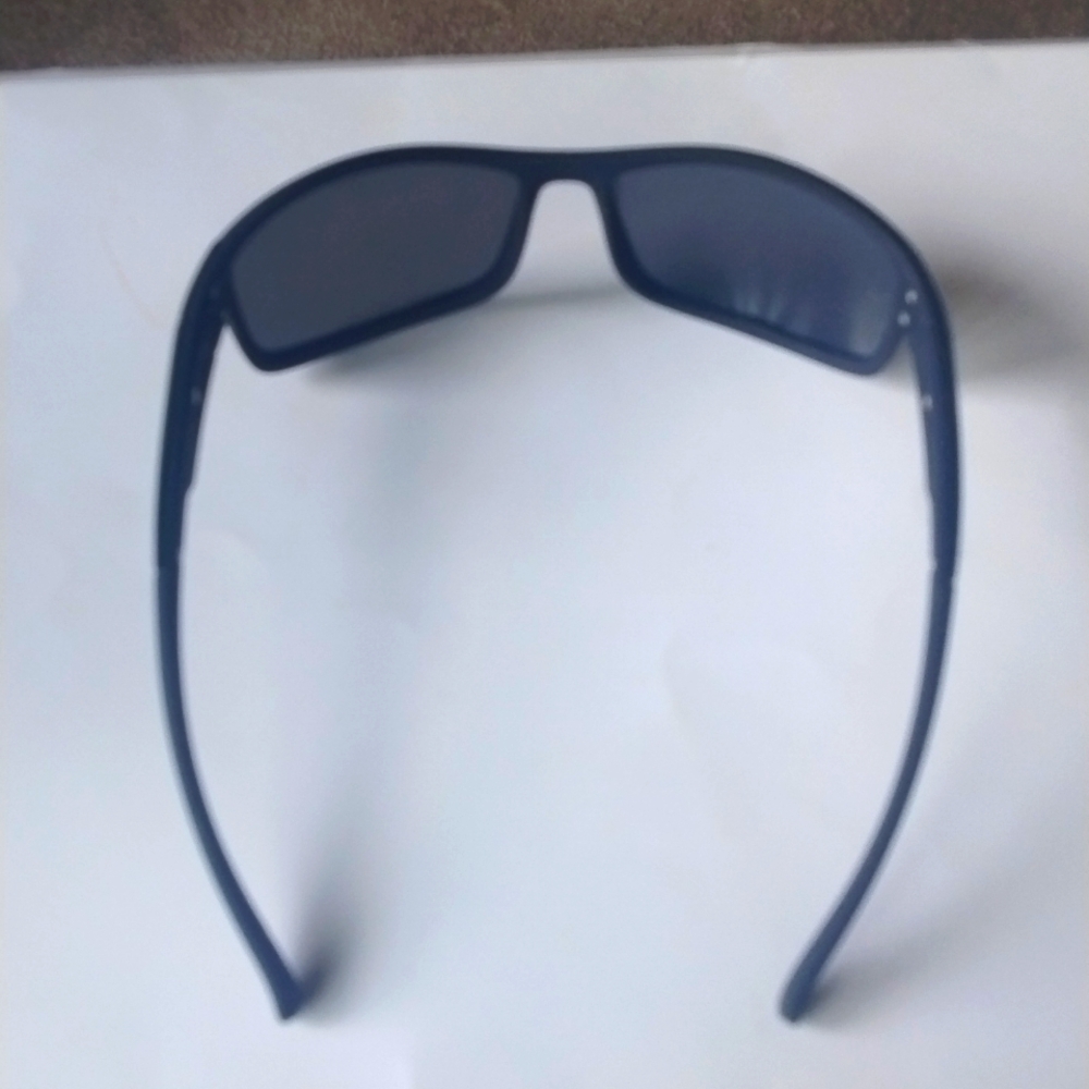 Sunglasses - Picture 6 of 7